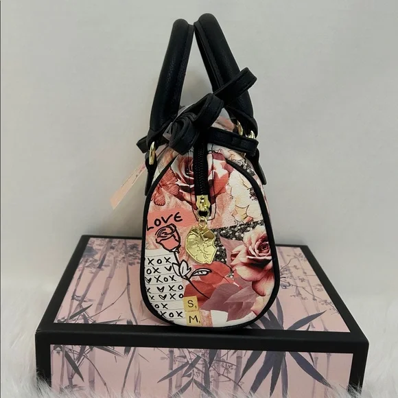 Betsey Johnson Small Handbag - NWT - Picture 2 of 12